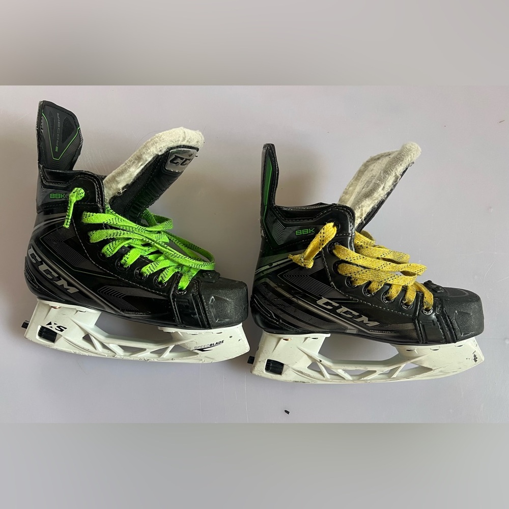 CCM RIBCOR 88K hockey skates